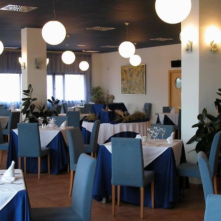 Hotel Villa De Estercuel Zewnętrze zdjęcie
